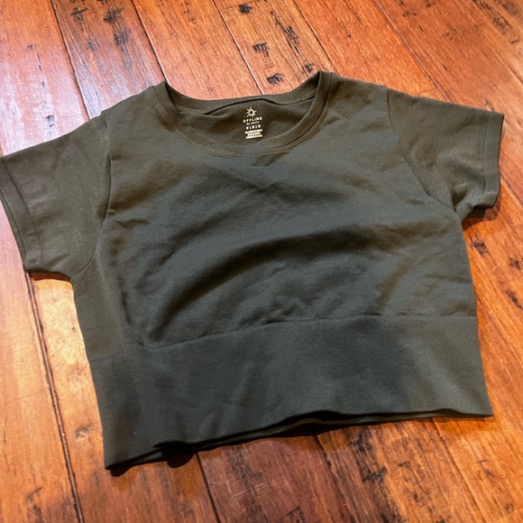 Offline by Aerie Cropped Activewear Bundle - Picture 7 of 8